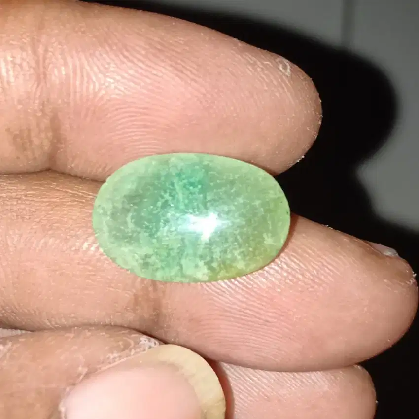 Natural emerald beryl