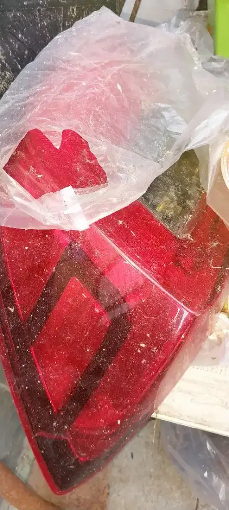 Lampu belakang brio 1 sisi kanan