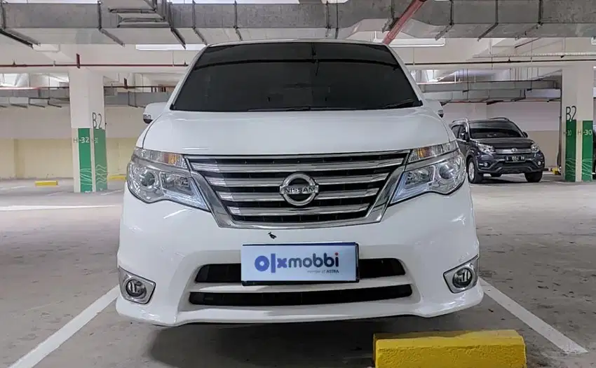 Nissan Serena  2.0 Highway Star Bensin-AT 2017 Putih