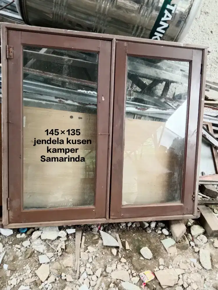 Jendela kusen kamper Samarinda