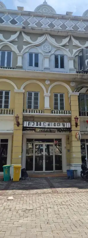 Disewakan ruko pinggir jalan raya di Gading Serpong