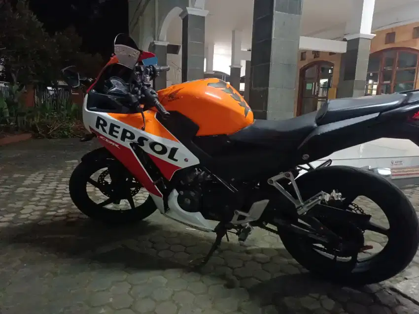 Jual segera Honda CBR 150