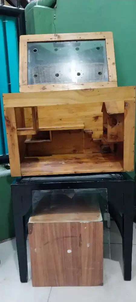 Kandang Hamster bahan kayu pinus akrilik