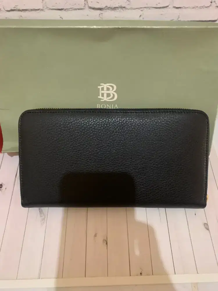 Dompet wanita merk Bonia Asli