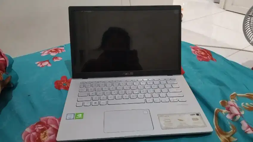 Laptop Bekas Asus