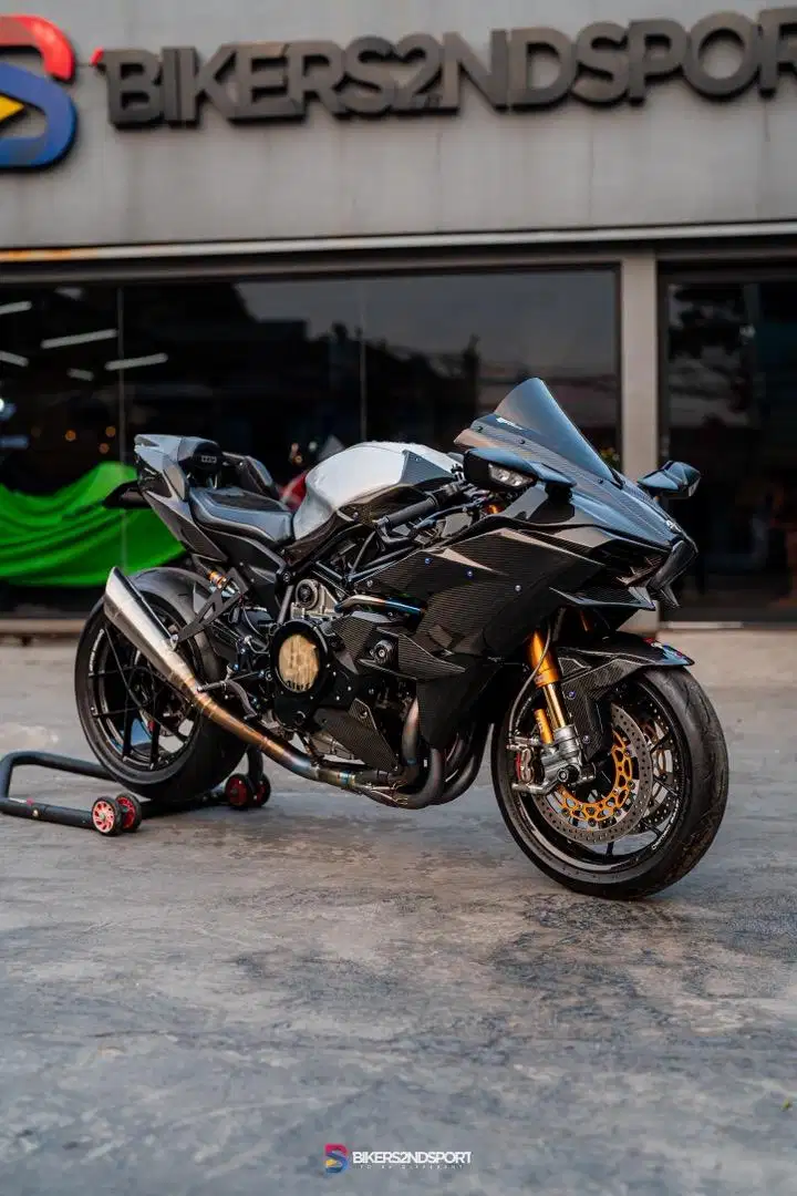 KAWASAKI NINJA H2  z900 r6 monster