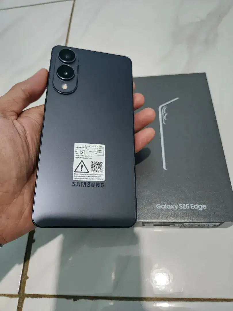 Samsung S25 EDGE 12/256 Gb Second Resmi Superlikenew