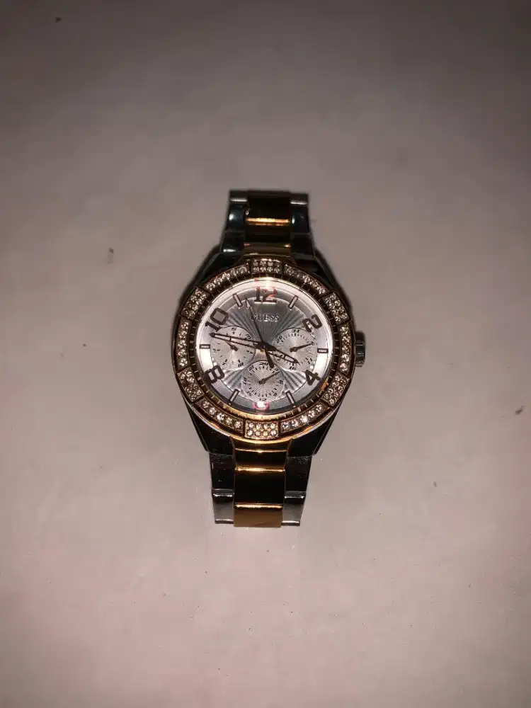 Jam tangan guess W0709L4 ori