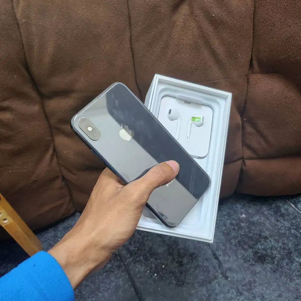 nyari iphone yang sama dan kita siap beli dengan harga tinggi