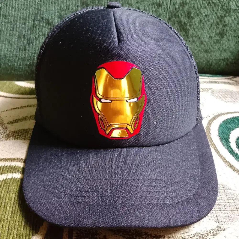 Topi Fitted Marvel