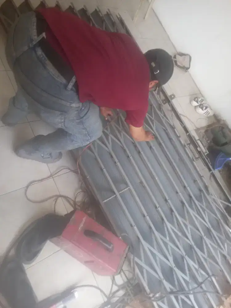 Tukang rolling door folding gate panggilan