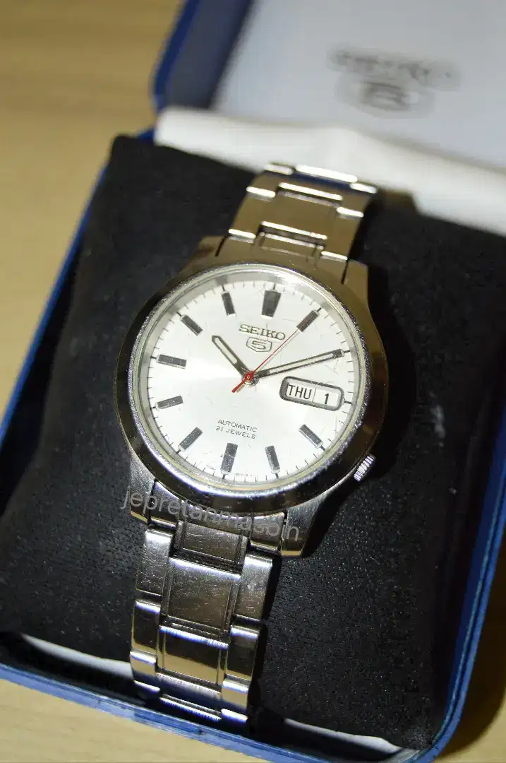 Jam Tangan Seiko 5 Automatic SNK789K1