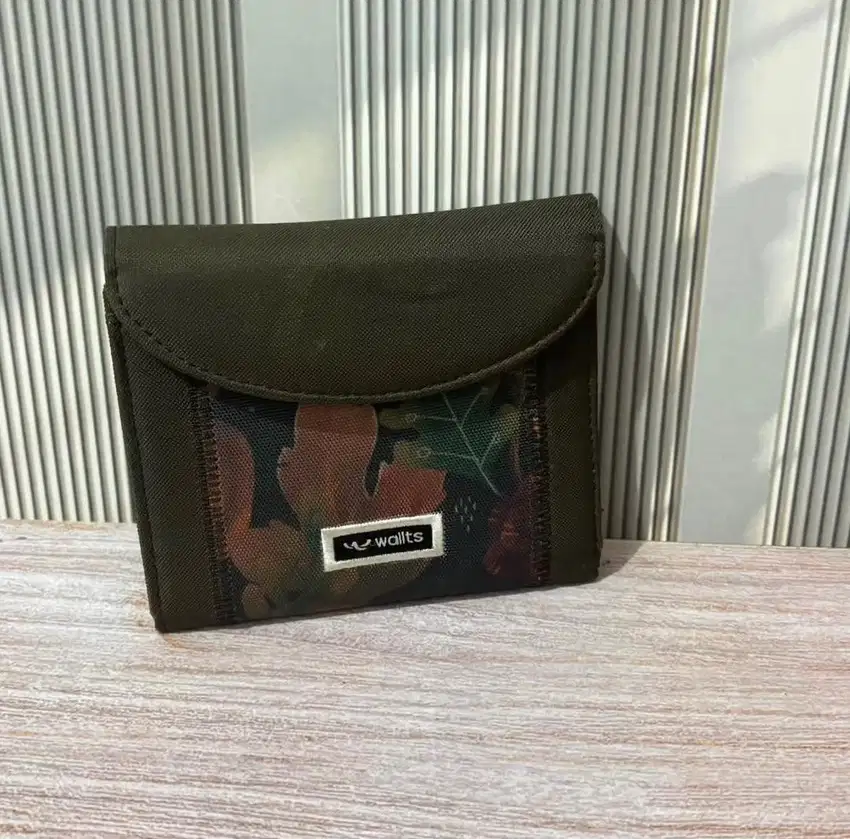 Wallts Dompet Lipat Wanita