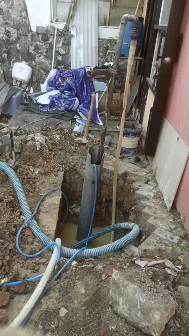 Tukang bor sumur dan stros