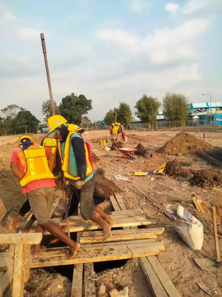 Tukang bor sumur dan stros