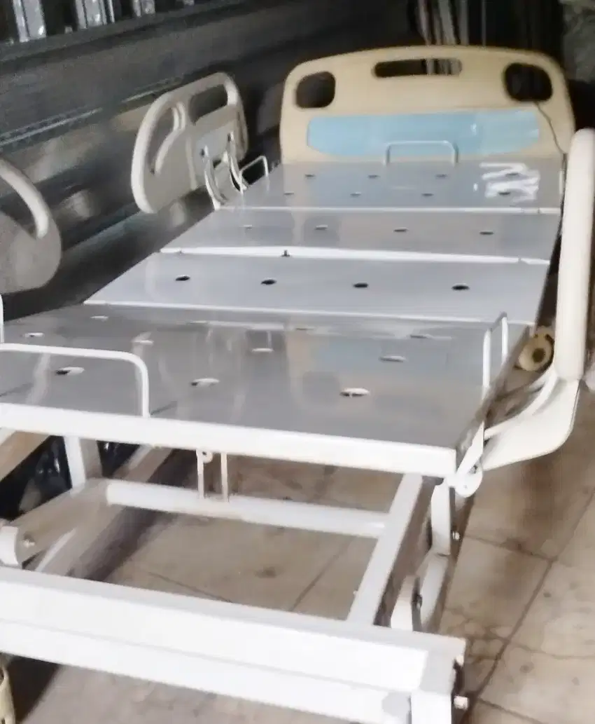 Ranjang pasien elektrik/ranjang rumah sakit jatinegara jakarta timur