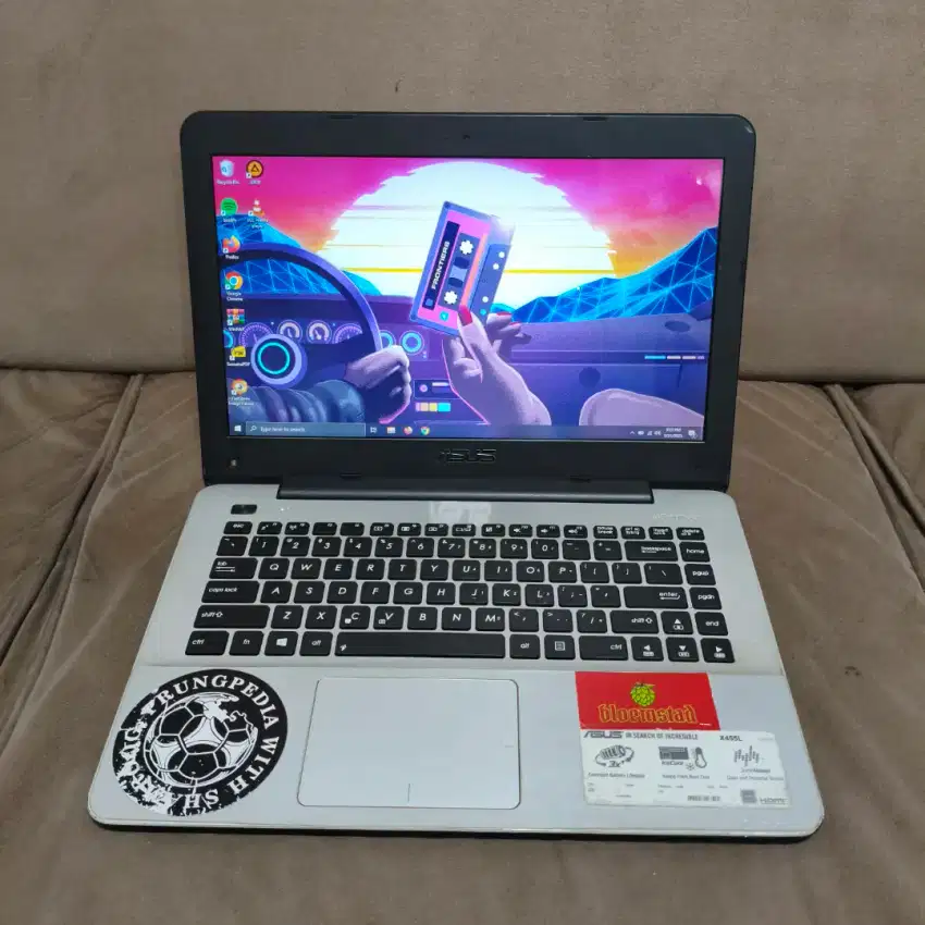 Laptop Asus Core i3 VGA