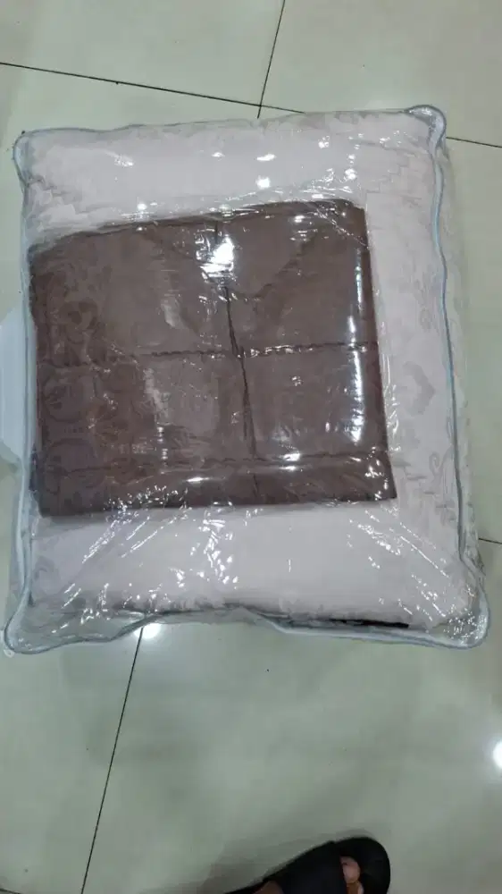 Sprei + badcover sutra