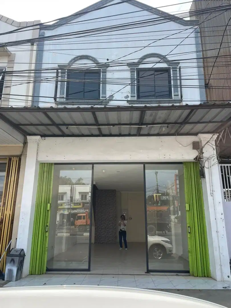 Disewakan/Dijual Ruko 2 Lantai Siap  Huni di Jalan Raya Cileungsi