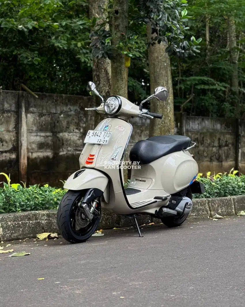 JUAL MURAH VESPA PRIMAVERA S 150 iGET ABS FACELIFT 2023 MULUS