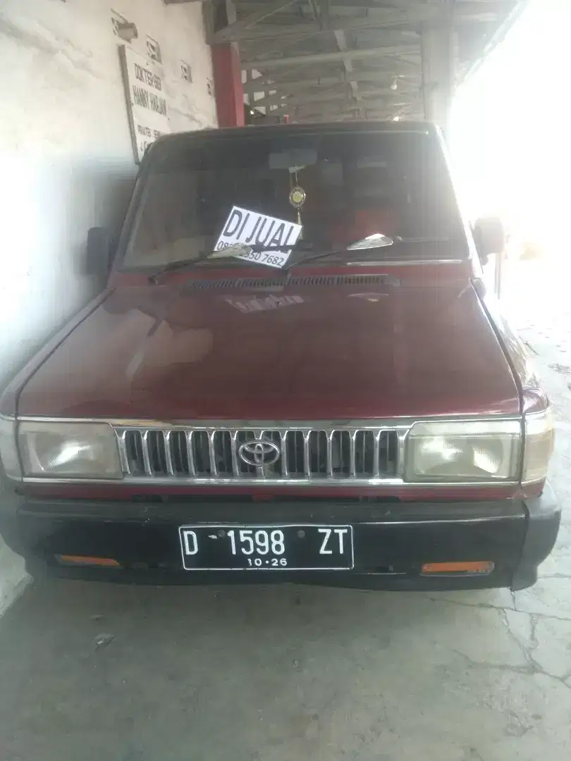 Mobil kijang tahun 1996