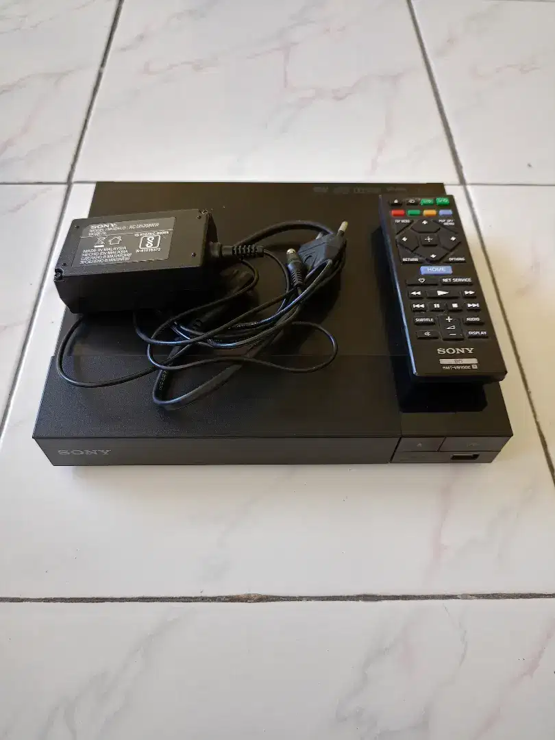 SONY BLU-RAY disc/DVDPlayer Sony model BDP-S1500 Made in Malaysia