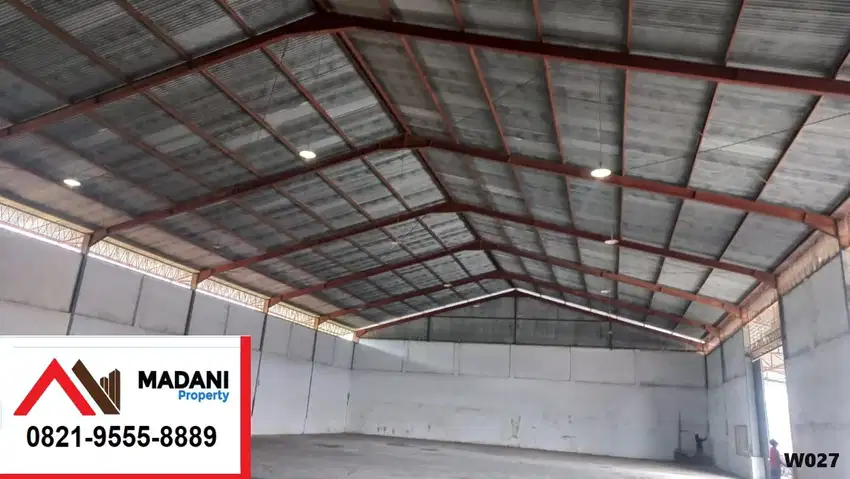 Gudang Jalan Utama Lokasi Minahasa Utara