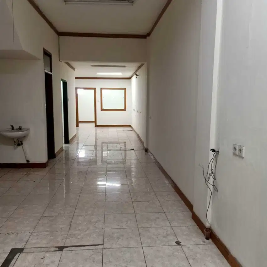 Ruko 3 Lantai BKR - Laswi Bandung, Mainroad, Murah, Bisa Usaha/ Kantor