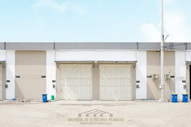 GUDANG BARU DI SURBAYA GRESIK LOKASI STRATEGIS NEMPEL TOL SUMO