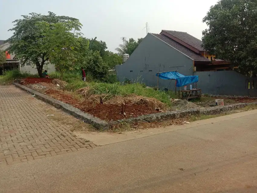 Dijual kavling tanah huk/pojok Cisauk