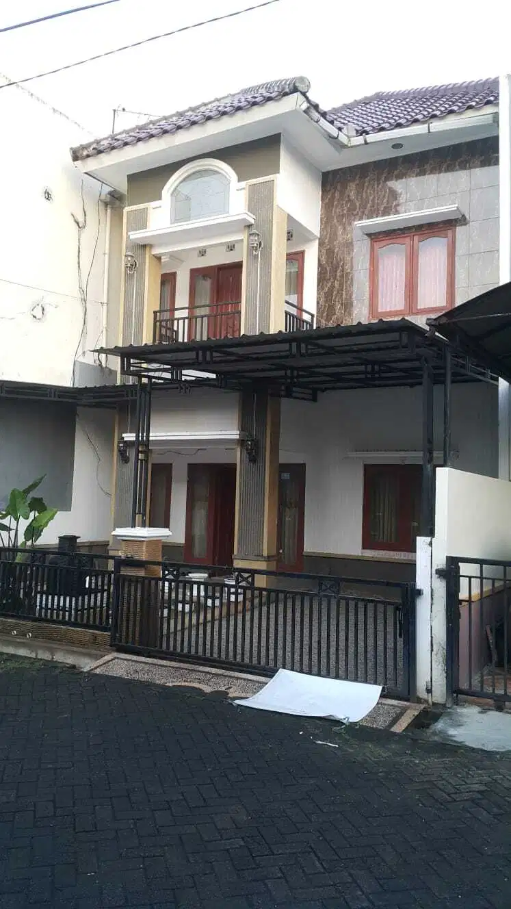 Dijual Rumah Perum Kebraon Regency Sby