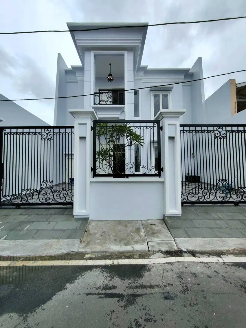 Dijual Rumah Baru Siap Huni Dalam Komplek Di Duren Sawit Jakarta
