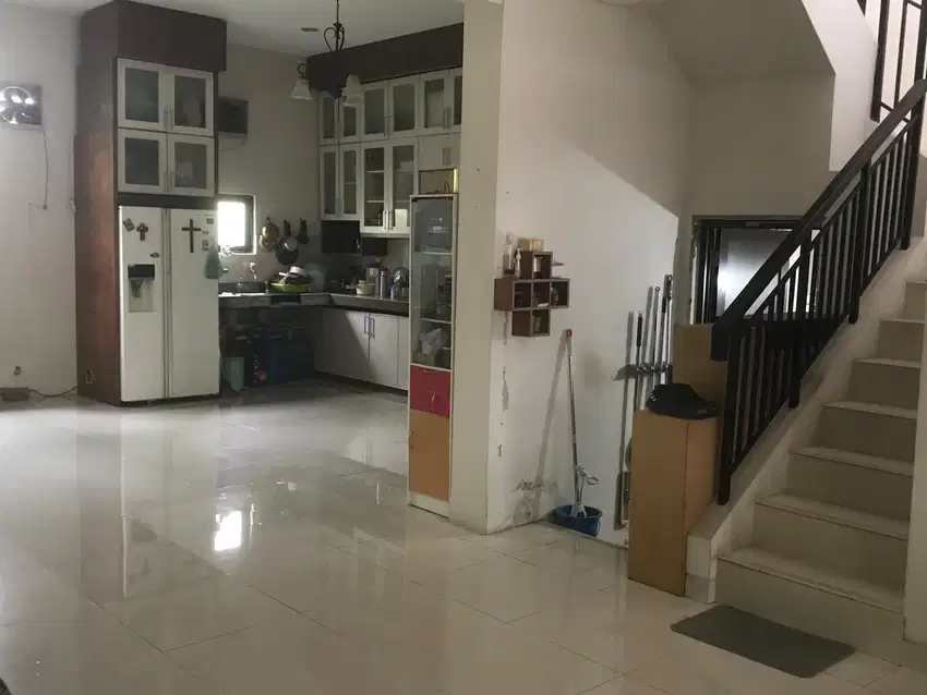 Di jual  Rmh di eminent BSD