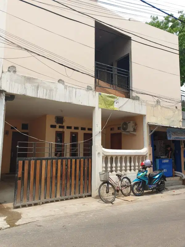 Rumah Dijual di Kramat Jaya Baru Jakarta Pusat
