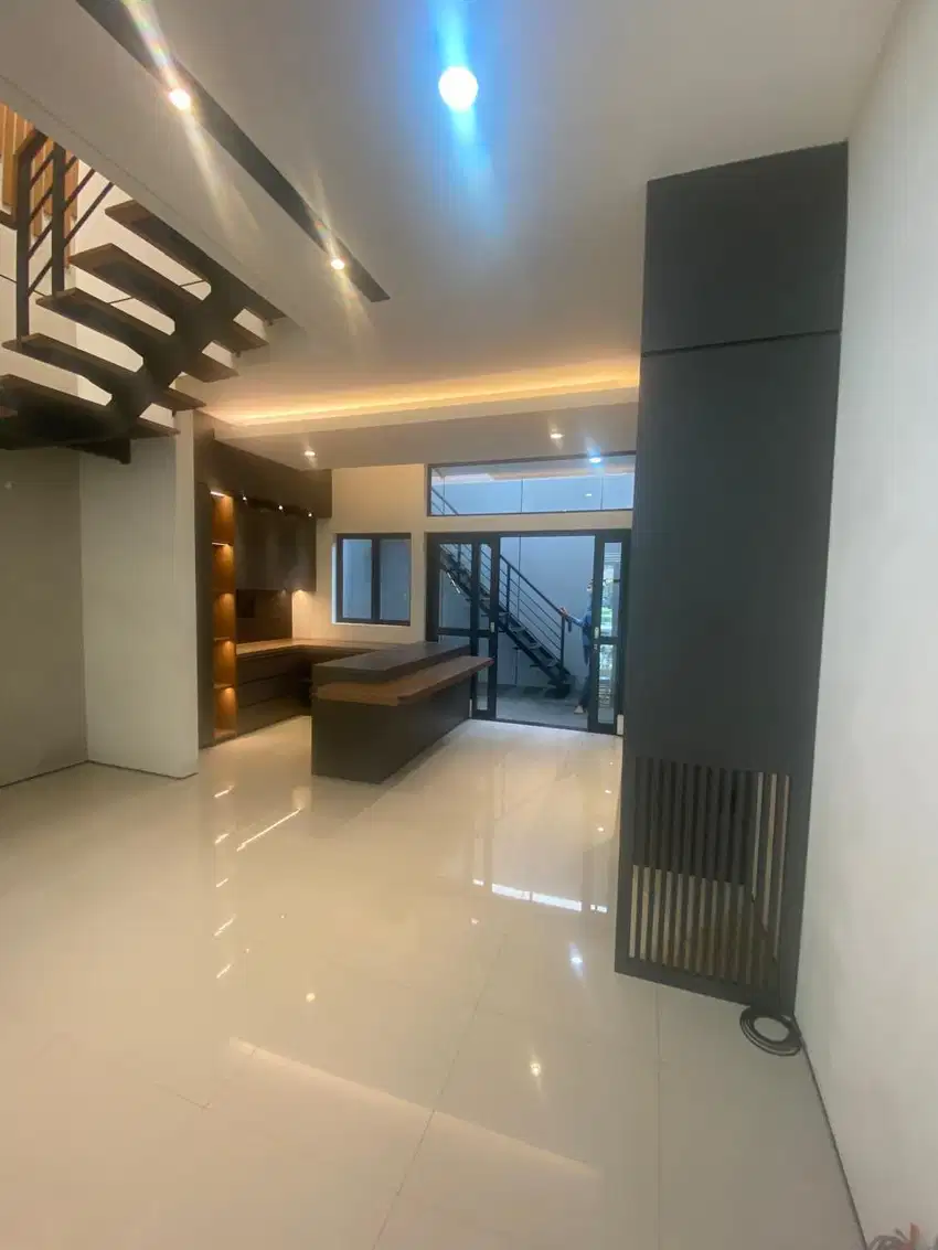Jual Rumah 2 Lantai Siap Huni di Komplek Mekar Wangi Bandung