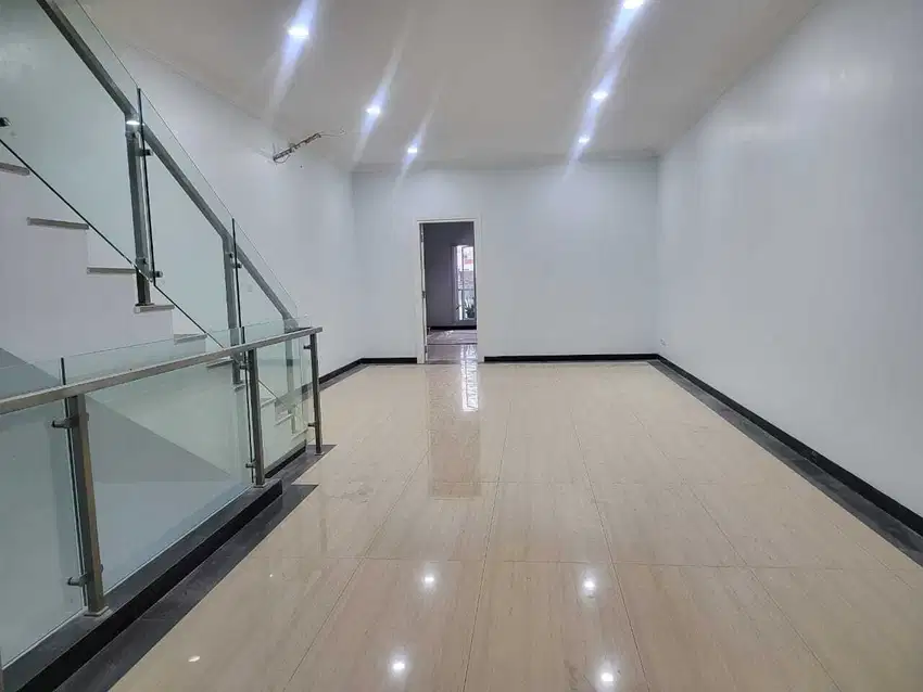 TURUN HARGA! DIJUAL RUMAH MEWAH MINIMALIS TAMAN SURYA 5