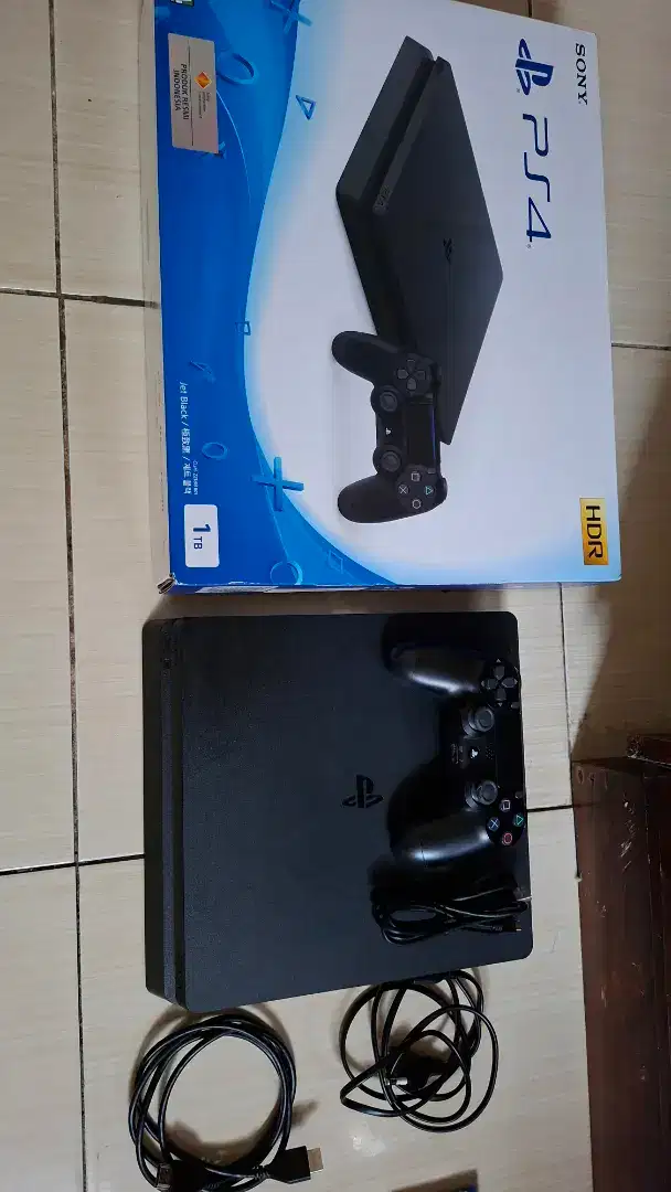 Sony PS4 Slim 1 TB