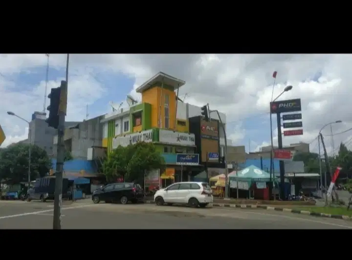 Ruko Dijual lokasi strategis