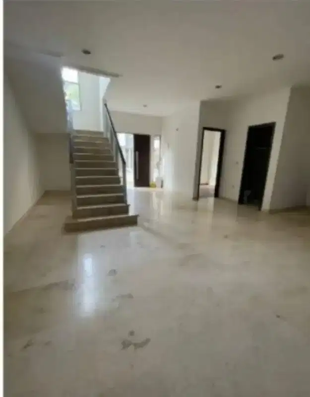 Disewakan segera rumah golf island rumah rapih