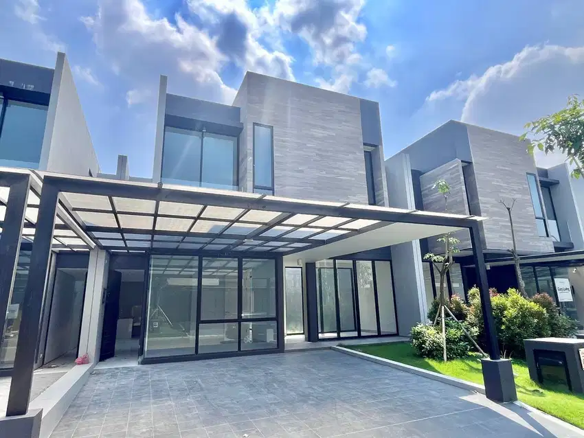 SEWA Rumah Citraland Baru dan Belum Pernah DItempati 2 Lantai SHM