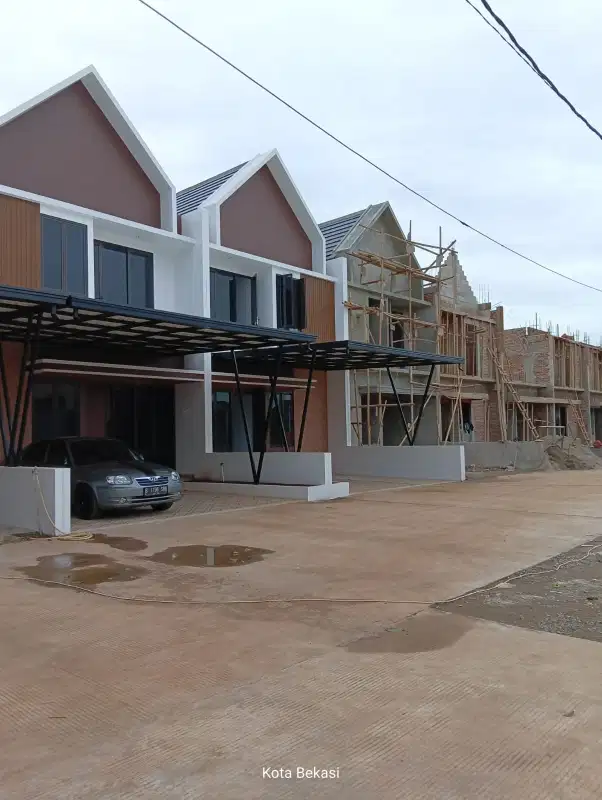 RUMAH MEWAH ALA SCANDINAVIA SIAP HUNI FULL BATA MERAH DKT TOL