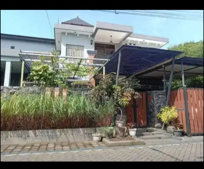 Rumah favorite Sidoarjo dekat jalan Tol