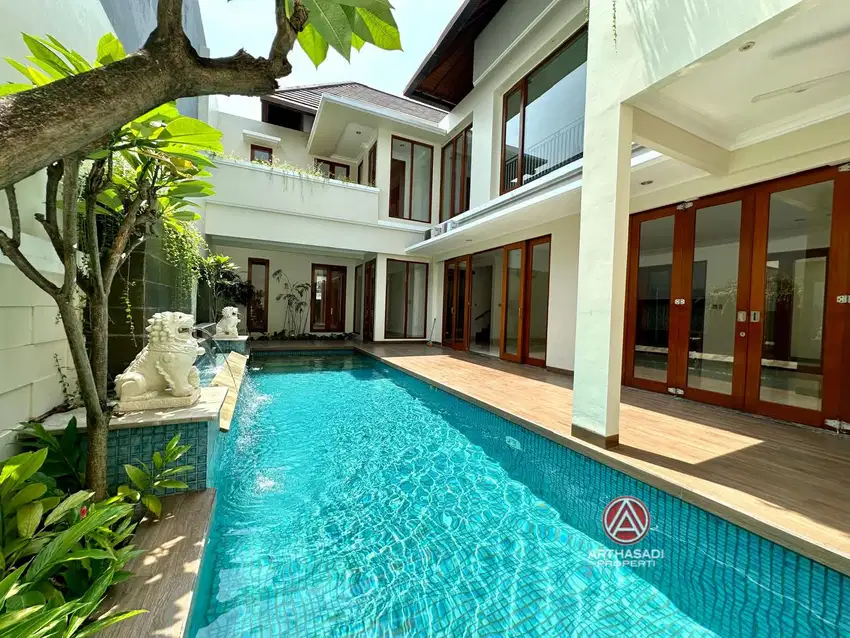Cipete, Rumah Mewah di Sewakan Siap Huni Dengan Lokasi Strategis
