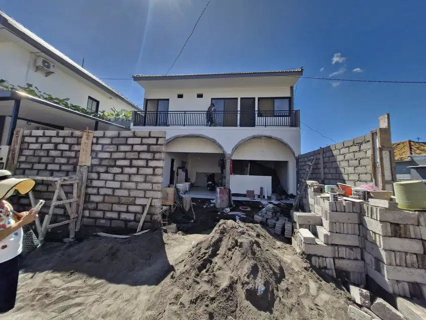 DiJUAL RUMAH MINIMLIS LANTAI 2
