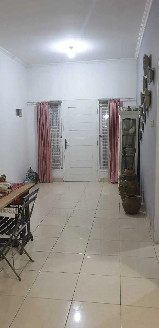 DIJUAL CEPAT Rumah Gading Serpong, tangerang rapi Siap Huni