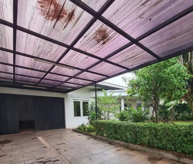 Dijual rumah hitung tanah harga termurah at Kemang Jakarta Selatan
