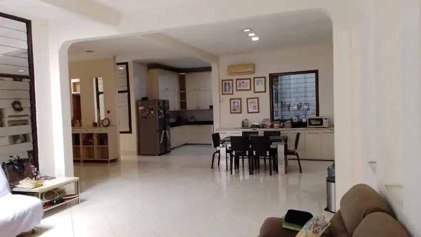 Dijual Rumah Luas 1 Lt di Pasar Baru,Jak-Pusat