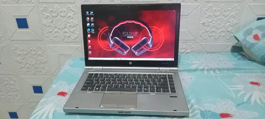 Laptop hp core i7 ram 8gb hardis 320gb vga 6gb bekasi karawang cod