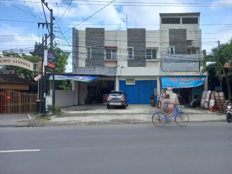 disewakan ruko 2 lantai dkt mall luwes gentan sukoharjo