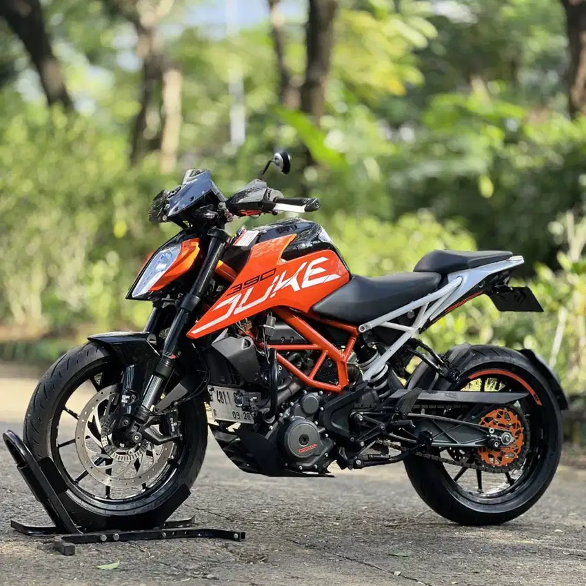 KTM DUKE 390 ABS ORANGE 2021 KM 10K PAJAK HIDUP LIKE NEW